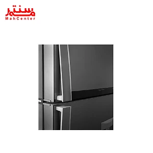 نمای نزدیک از در بالا پایین یخچال فریزر دیپوینت مدل T7.D SILVER